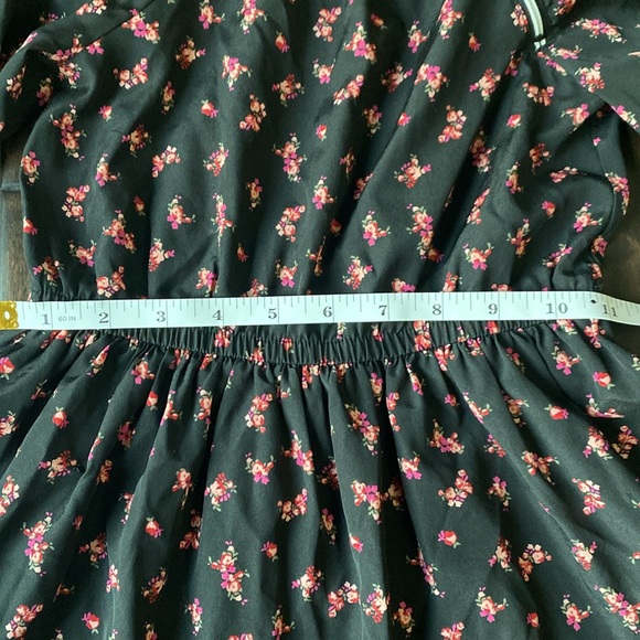 5/$25 Girls Circo dress 5T ⭐️Host Pic!⭐️ - Picture 5 of 6